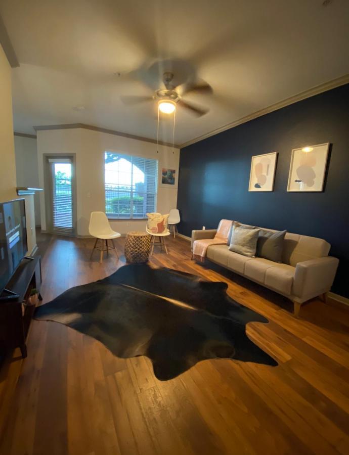 Bright & Modern Galleria Suite! 5 Star Location, Self Check In & Free Parking Houston Dış mekan fotoğraf